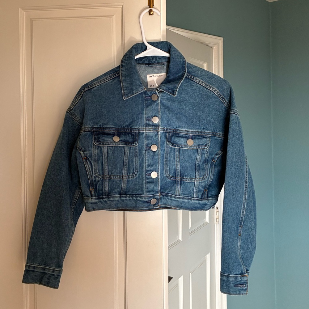 NWOT ASOS Denim Cropped Blue Jean Jacket with Silver Hardware - Picture 5 of 10